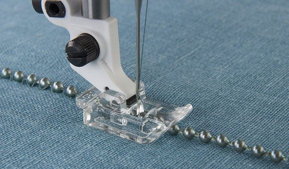 HUSQVARNA® VIKING® Clear 2-3 mm Embellishment Foot  (1 - 8)